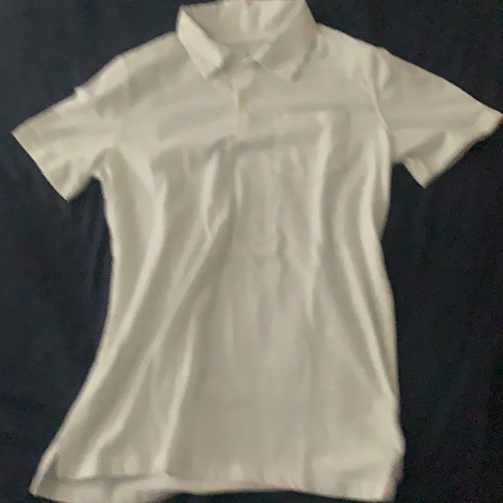 This is a gently used button up t-shirt